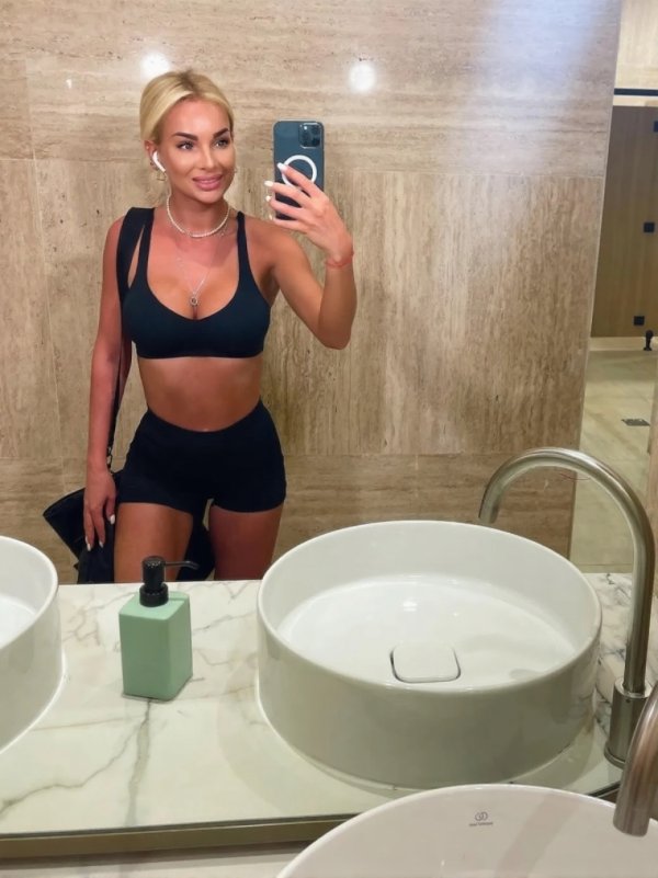 9daf9c01-4c79-4e42-9bb3-eceae34f0760.jpg